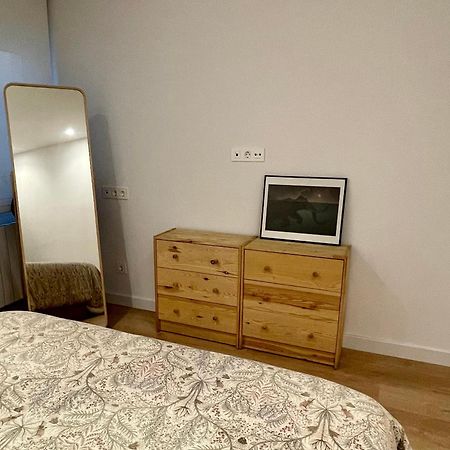 Piso De 2 Habitaciones En Centro, Zona Muy Tranquila Con Playa A 2 Min Andando กิฮอน ภายนอก รูปภาพ